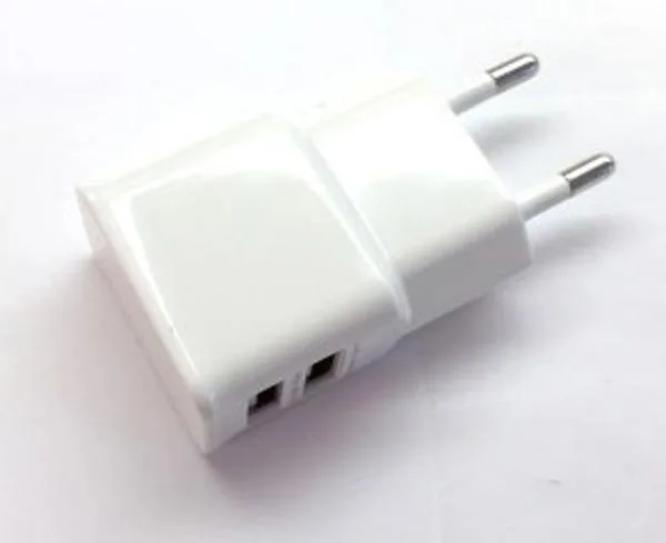 Caricabatterie USB «USB Travel Charger with Lightning Cable» — foto 2 dell'alert A12/1718/18