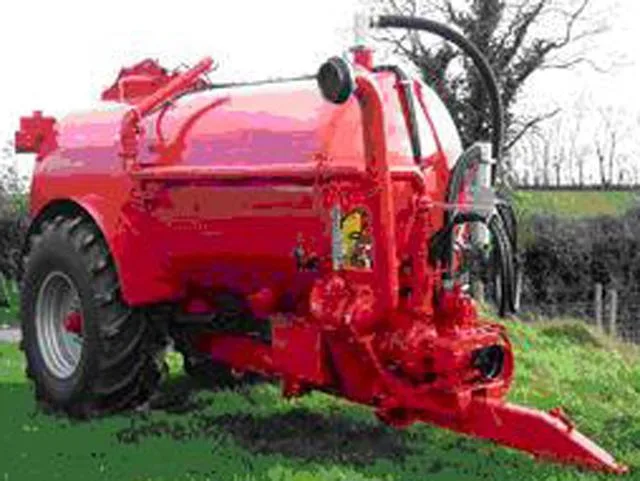 Cisterna per liquami «Vacuum Tanker» — foto 1 dell'alert A12/0692/13