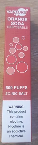 Sigaretta elettronica usa e getta «Vapeurs 600 puffs» (Vapeurs 600 puffs 20 mg/ml (2%) Nic Salt)