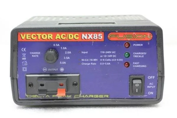 Caricabatterie «Vector AC/DC» (Fusion)