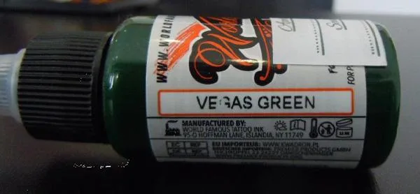 Inchiostro del tatuaggio «Vegas Green» — foto 2 dell'alert A12/1517/18