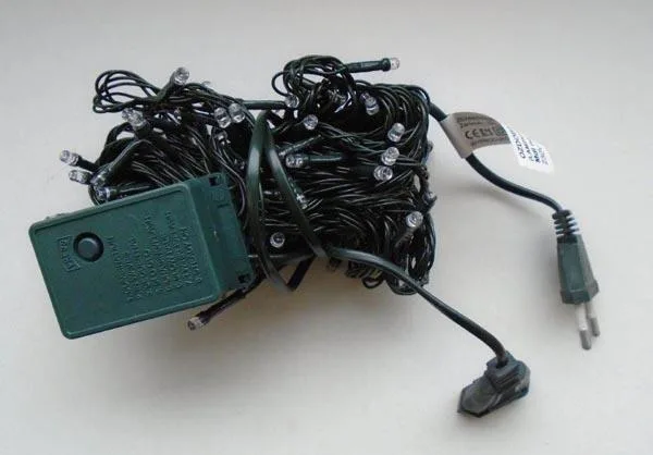 Catena di illuminazione «Vianocne lampicky 100 LED» — foto 3 dell'alert A12/0697/18