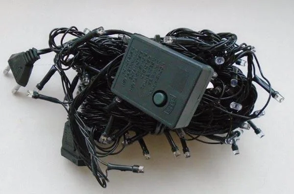 Catena di illuminazione «Vianocne lampicky 200 LED» — foto 3 dell'alert A12/0698/18