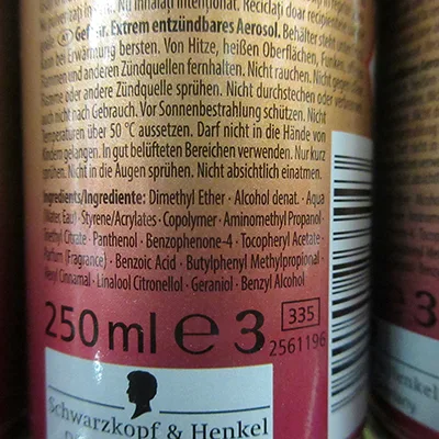 Spray per capelli «Vibrant Vienna GLOSSY SHINE ULTRA STRONG 4» — foto 2 dell'alert A12/02509/24