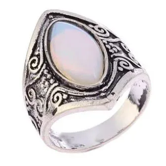 Anello «Vintage Bohemia Moonstone» — foto 1 dell'alert SR/00935/25