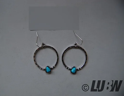 Orecchini «Vintage-Style Ohrringe in blauer Schmuck Geschenk Box 5,8 mm lange Türkisblau Ohrringe i…» — foto 3 dell'alert INFO/00034/22