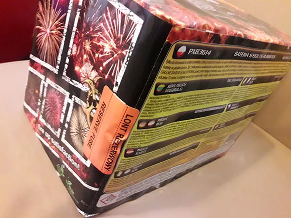 Fuochi d'artificio «VIRUS» — foto 2 dell'alert A12/01820/23