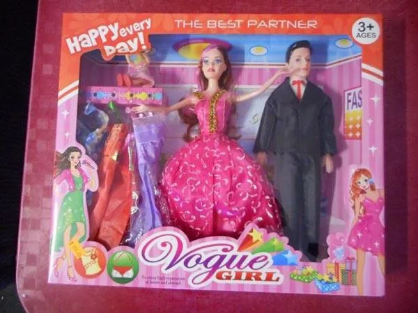 Set di bambole di plastica «Vogue GIRL» (Gazelo Toys)