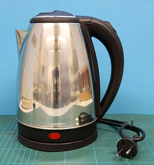 Bollitore elettrico «Wasserkocher Edelstahl» — foto 3 dell'alert A12/00014/23