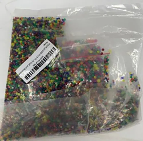 Giocattolo espandibile «Water Beads 50000pcs» (POLYPLAS)