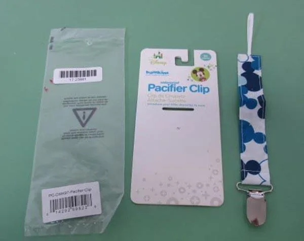 Supporto di succhietto «Waterproof pacifier clip» — foto 2 dell'alert A11/0001/18