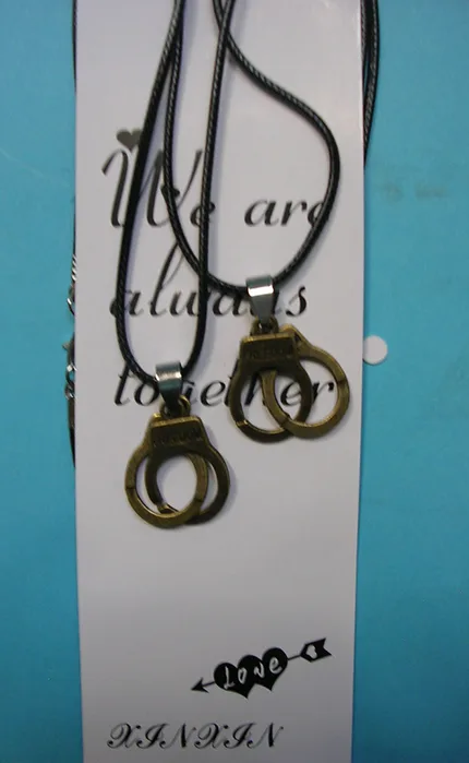 Collana «We are always together» — foto 6 dell'alert A12/01509/20