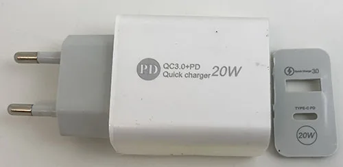 Caricatore «White charger» — foto 1 dell'alert INFO/00162/23