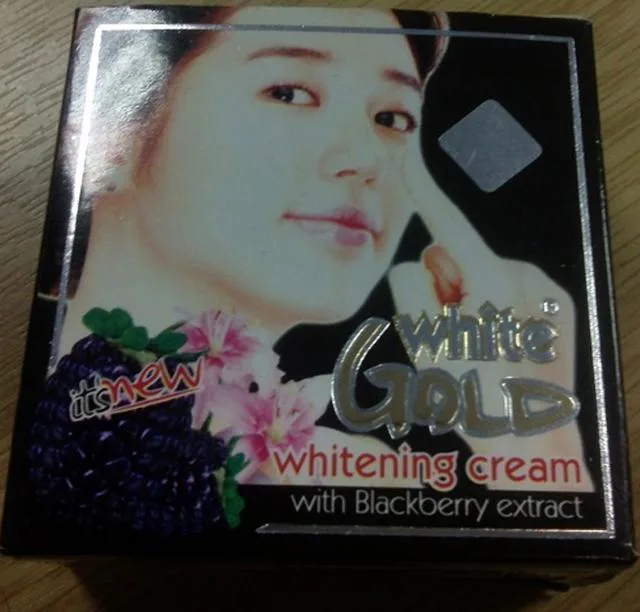 Prodotto per l'illuminazione della pelle «Whitening Cream with Blackberry extract» — foto 1 dell'alert A12/1069/13