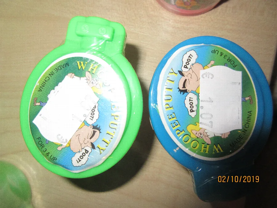 Melma del giocattolo «Whoopee Putty» — foto 3 dell'alert A12/00187/20