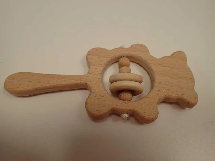 Giocattolo di legno «Wooden rattle»