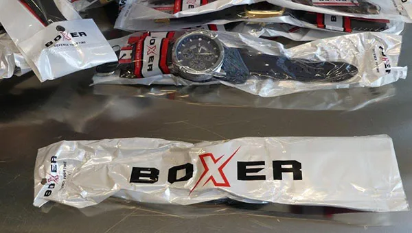 Orologio da polso «Wrist watch Boxer» — foto 2 dell'alert A12/02621/23